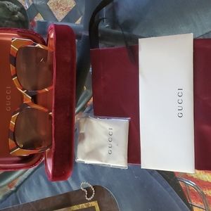 Gucci  new HP new multi color  sunglasses warranty